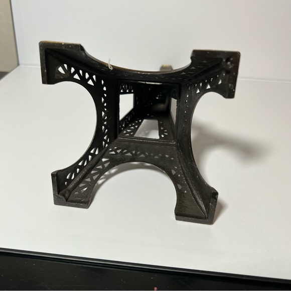 Charming 10-Inch Metal Eiffel Tower Replica - Parisian Chic Home Decor - Picture 3 of 4